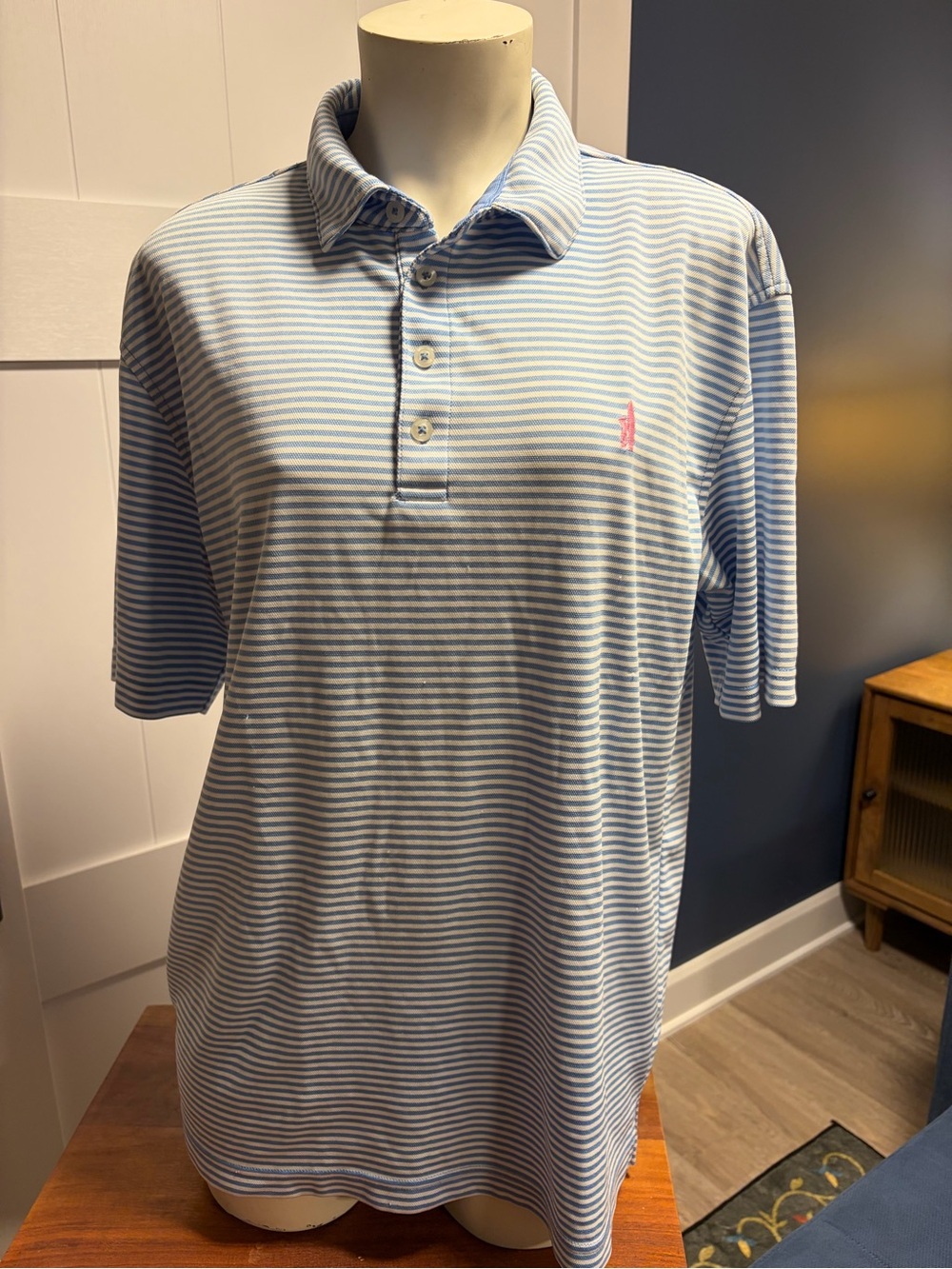 Johnnie-O Blue Stripe Performance Golf Polo Men’s M